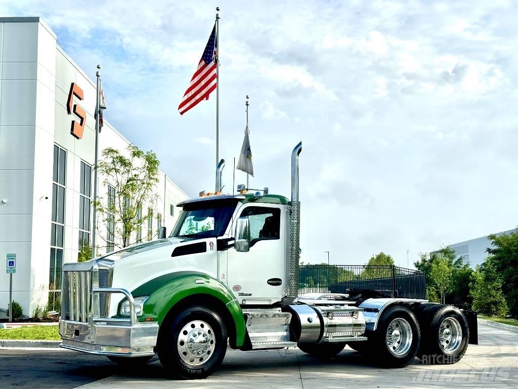 Kenworth T 880 트랙터 유닛