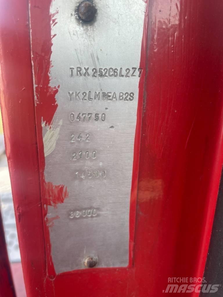 Kalmar TRX252 터미널 트랙터