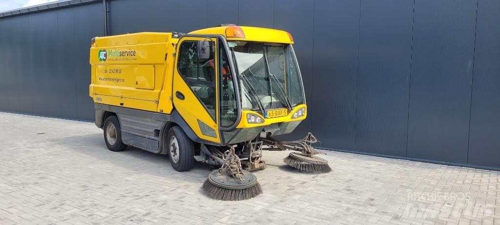 Johnston CX400 도로 청소차