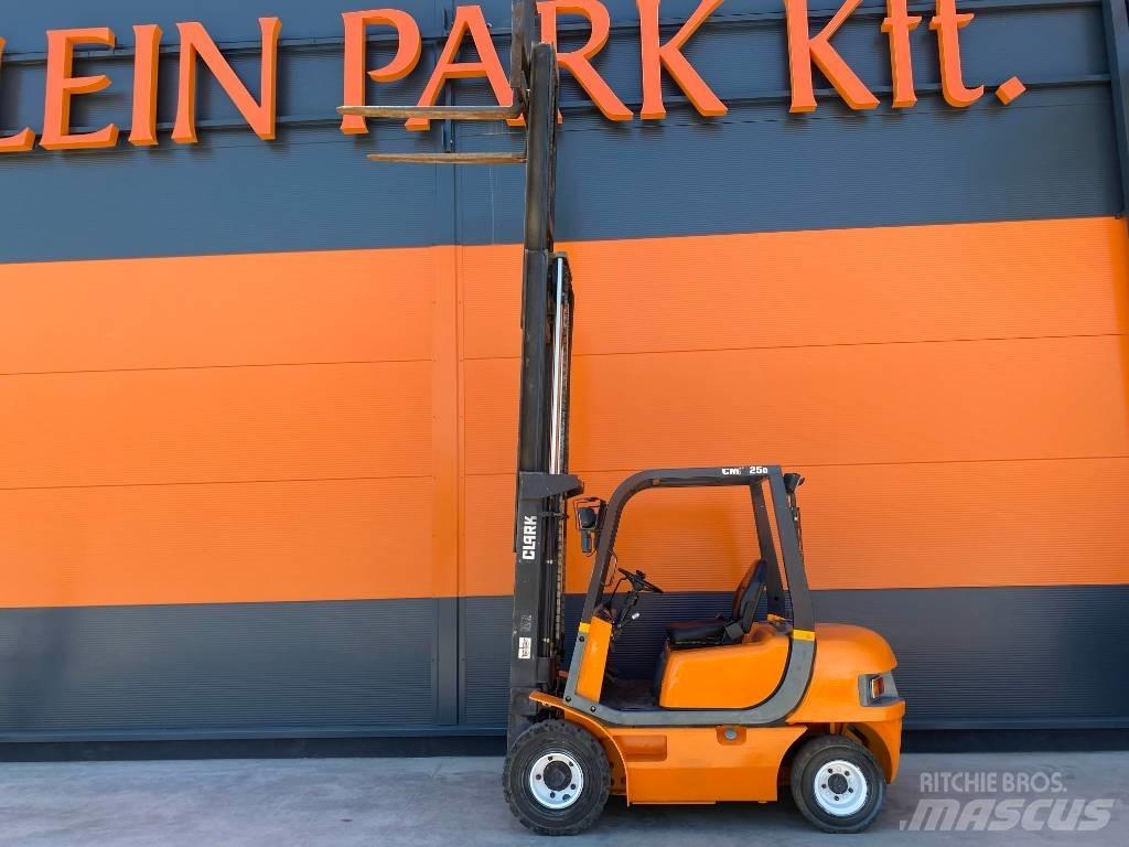 Clark CMP 25 디젤 지게차