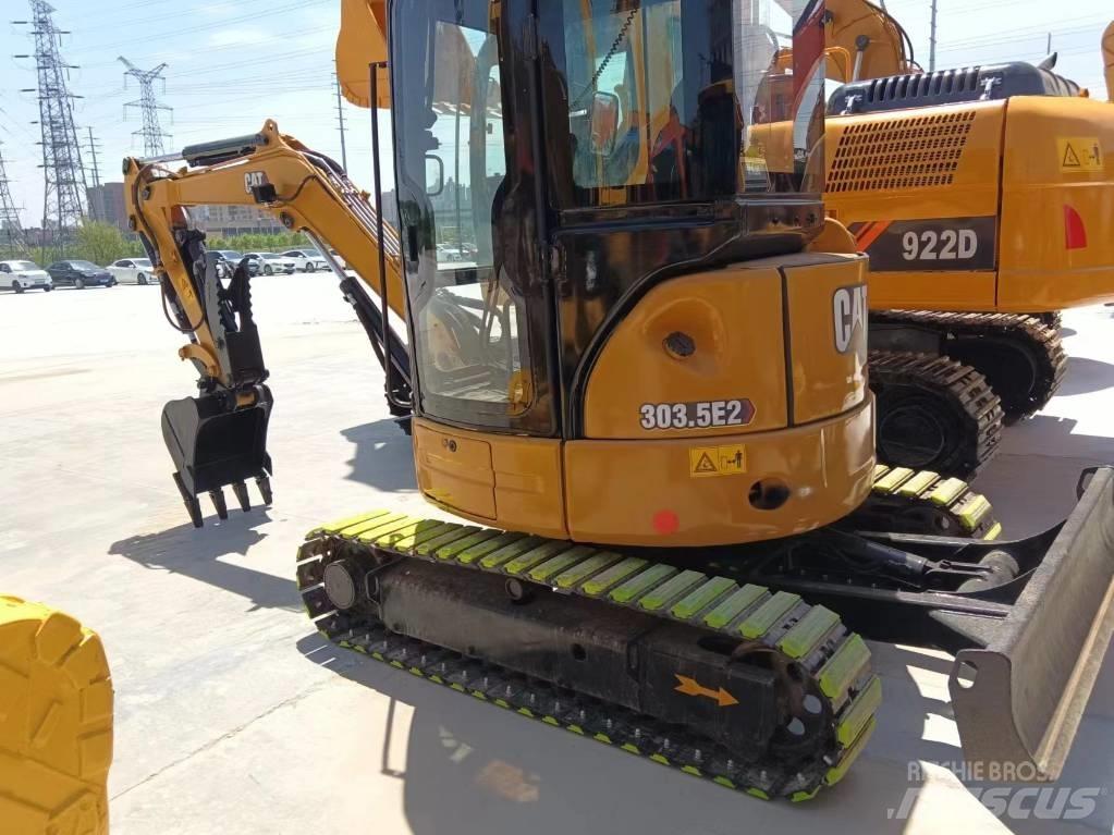 CAT 303.5E2 대형 굴삭기 29톤 이상