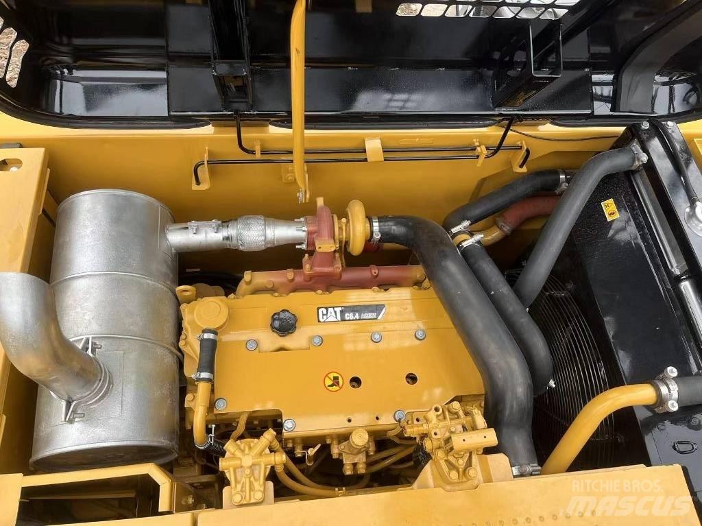 CAT 320 D2 대형 굴삭기 29톤 이상