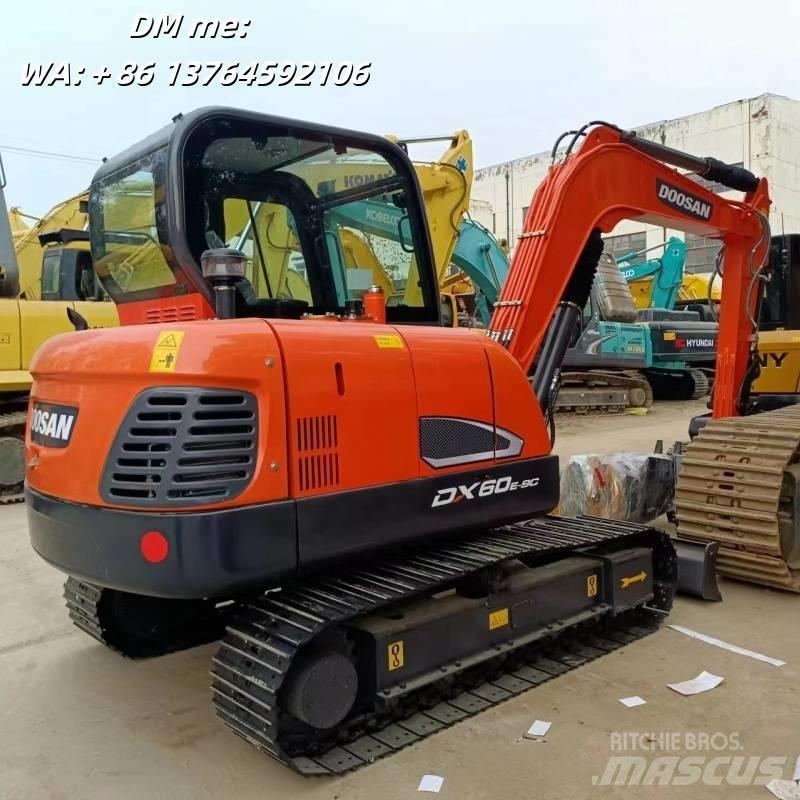 Doosan DX60 대형 굴삭기 29톤 이상