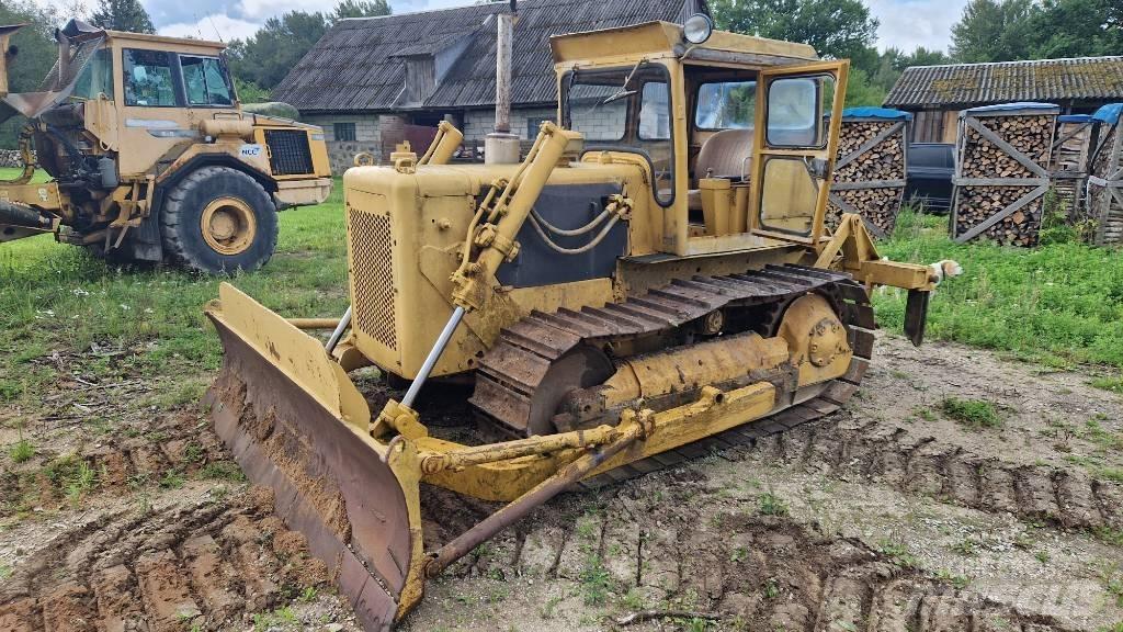 CAT D 4 D 크롤러 도저