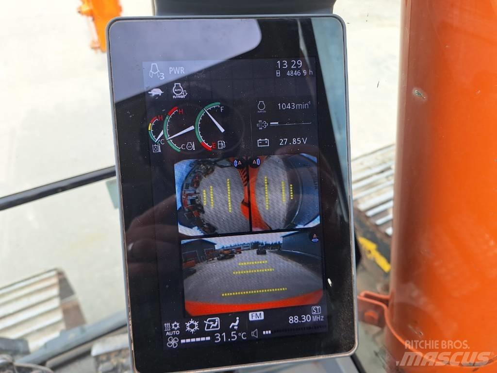 Hitachi ZX130LCN-7 대형 굴삭기 29톤 이상