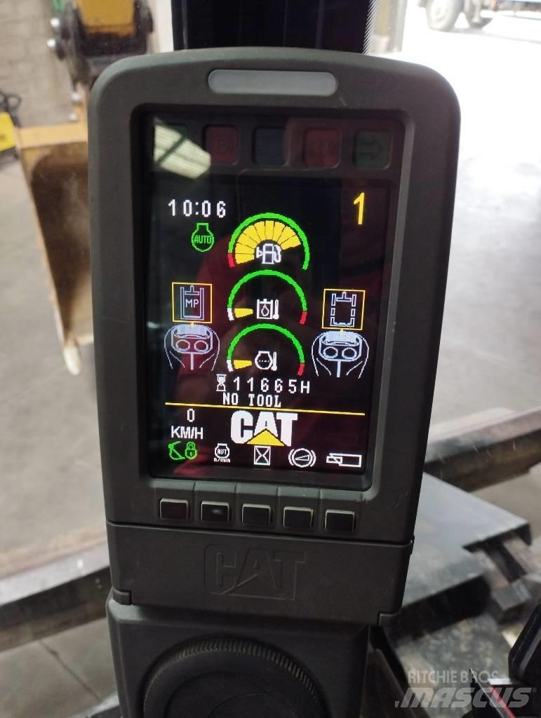 CAT M 316 D  휠 굴삭기