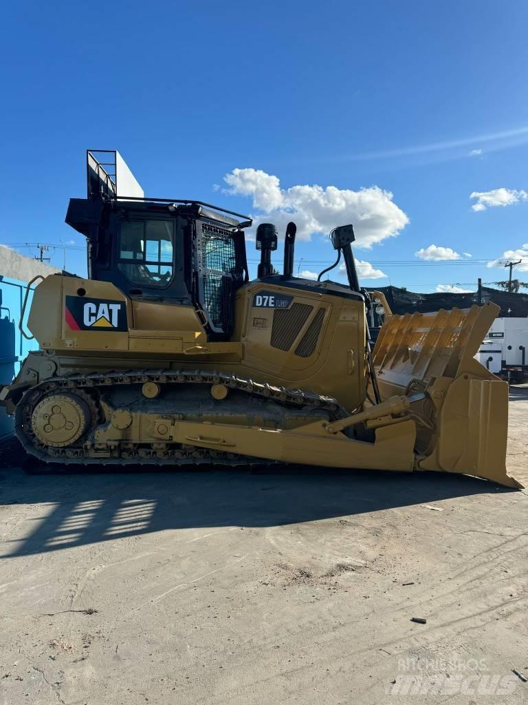 CAT D 7 E LGP 크롤러 도저