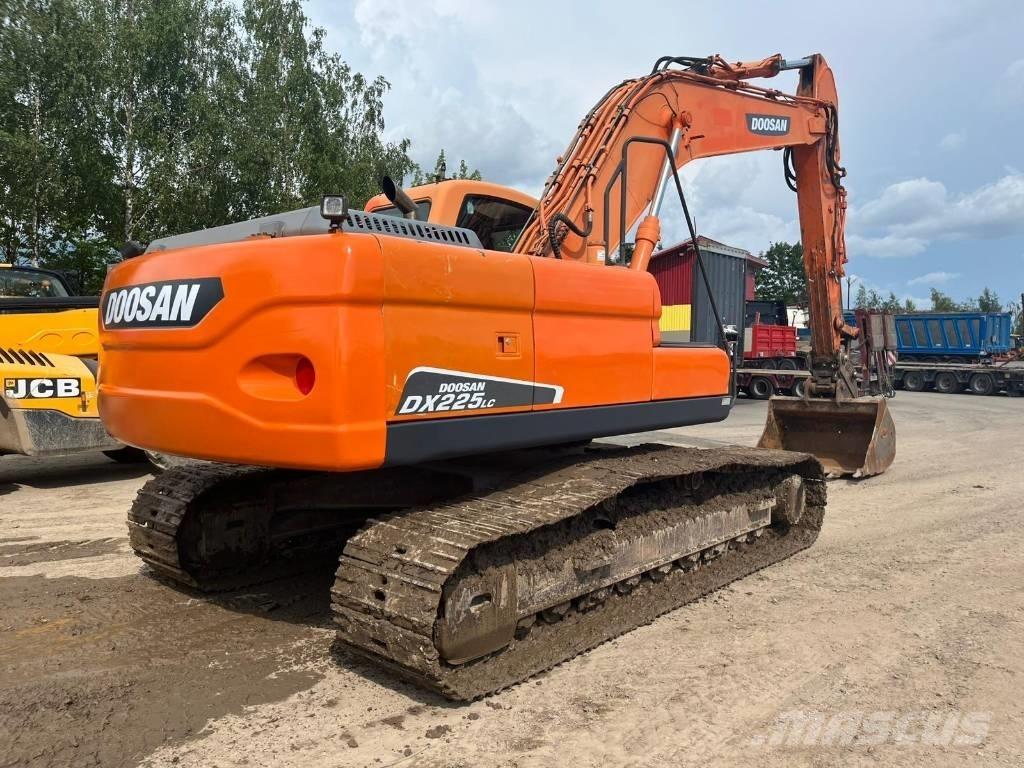 Doosan DX 225 LC 대형 굴삭기 29톤 이상