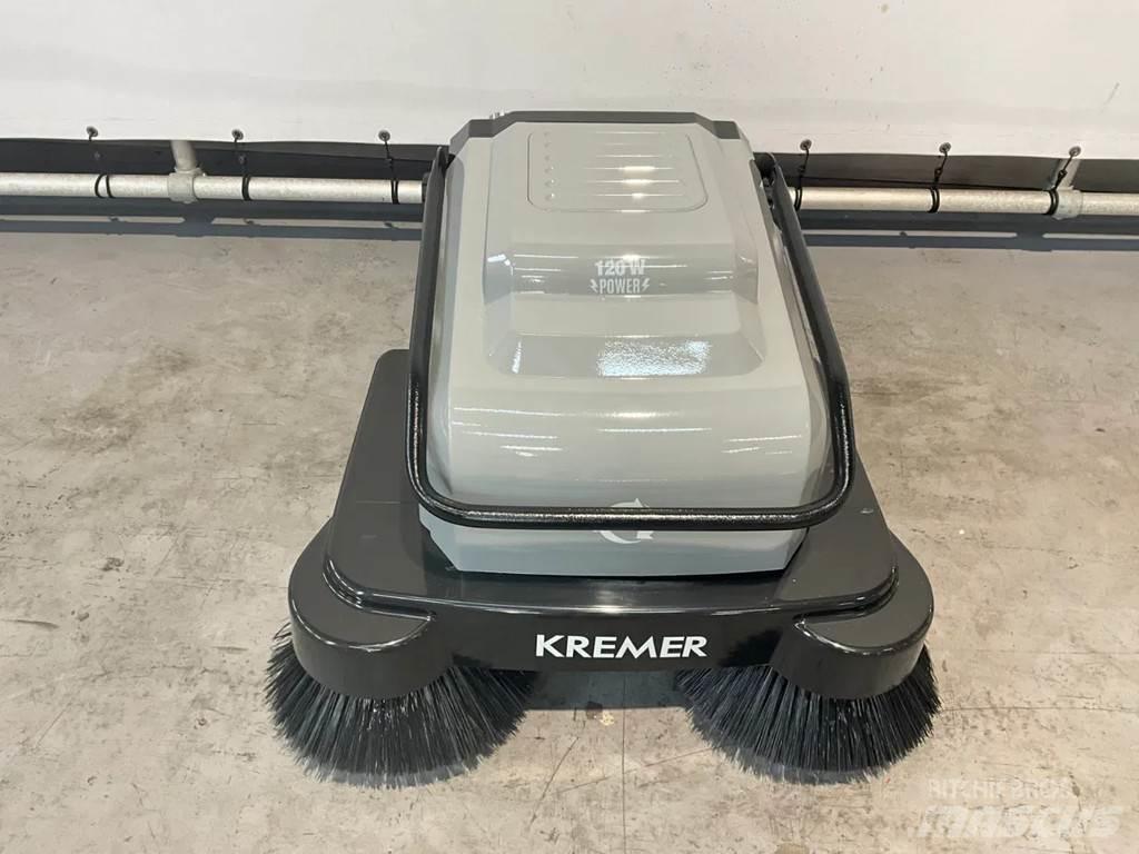 Kremer KS30 도로 청소차