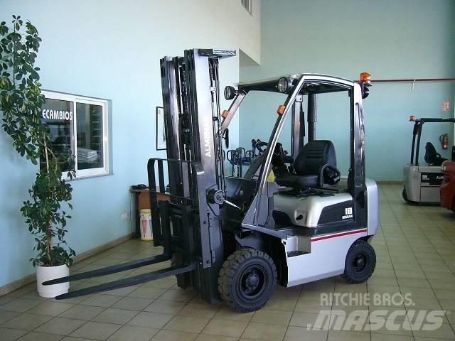 Nissan Y1D18 디젤 지게차
