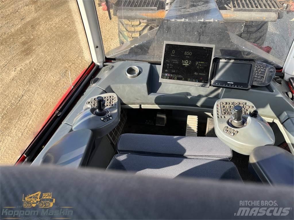 Komatsu 895 원목 포워더