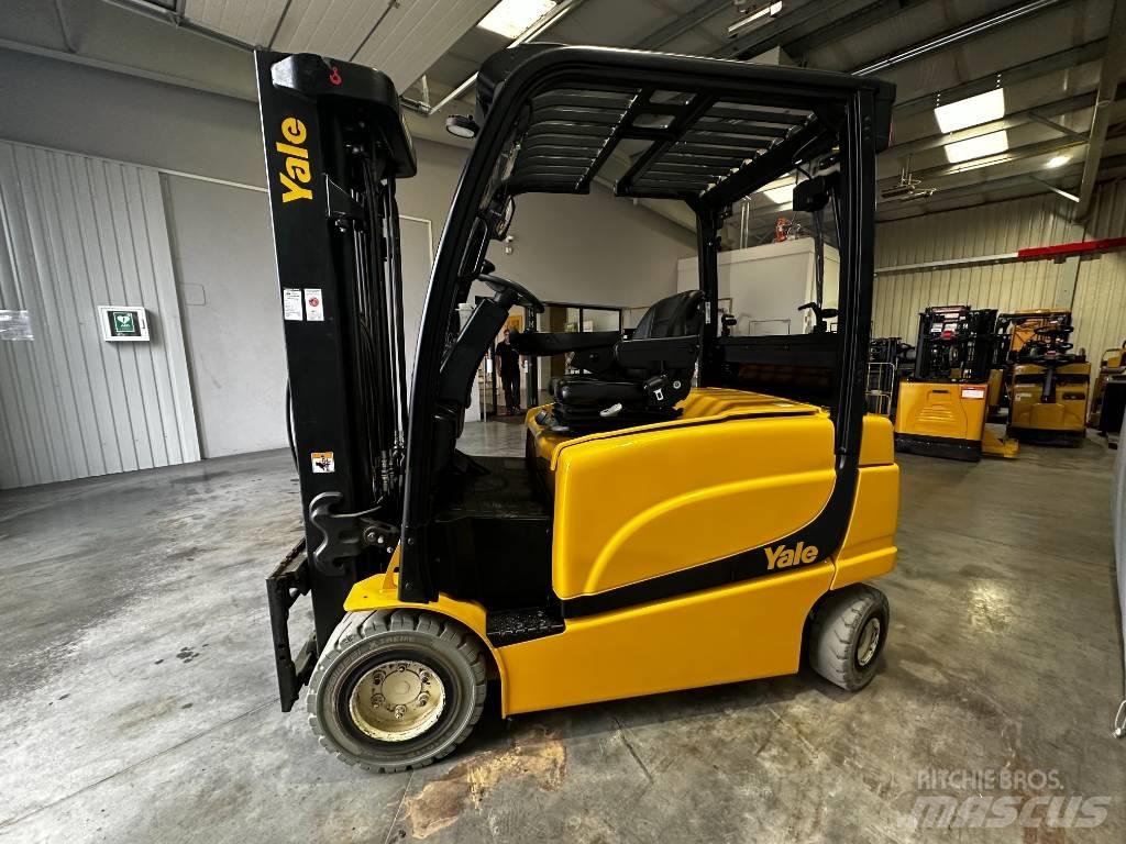 Yale ERP30VL 전동 지게차