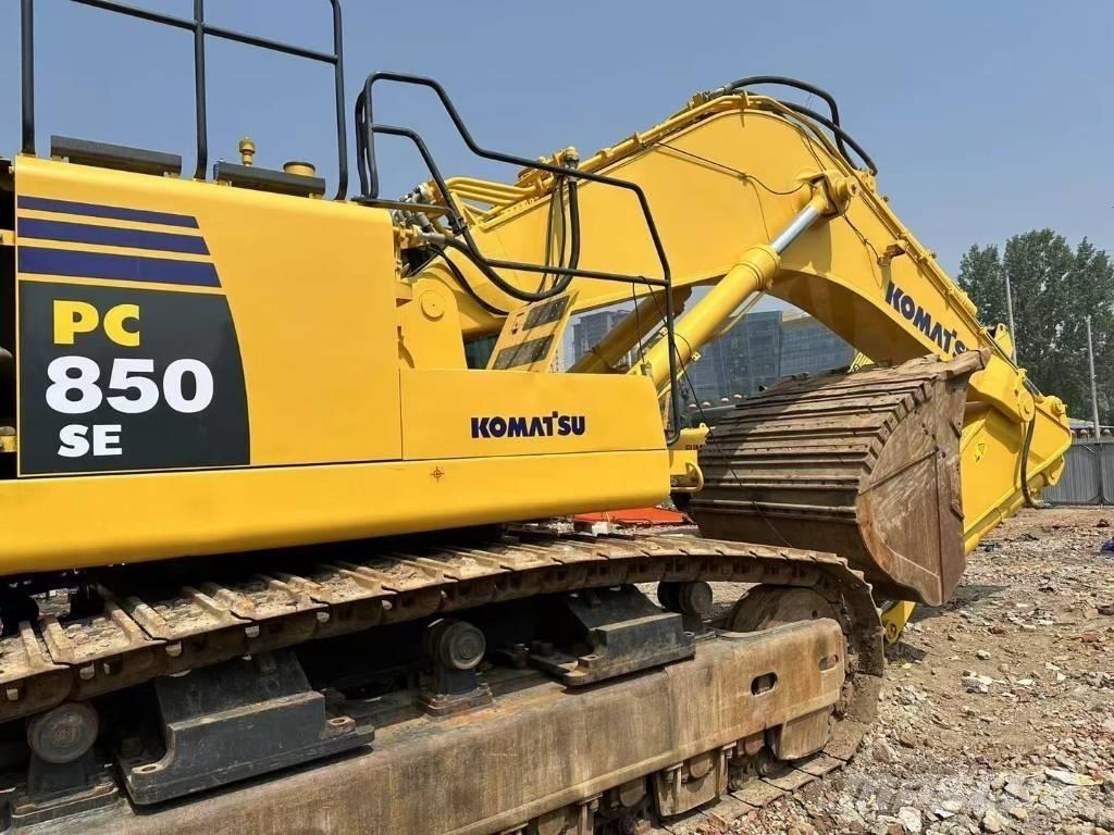 Komatsu PC 850-8 수륙양용 굴삭기