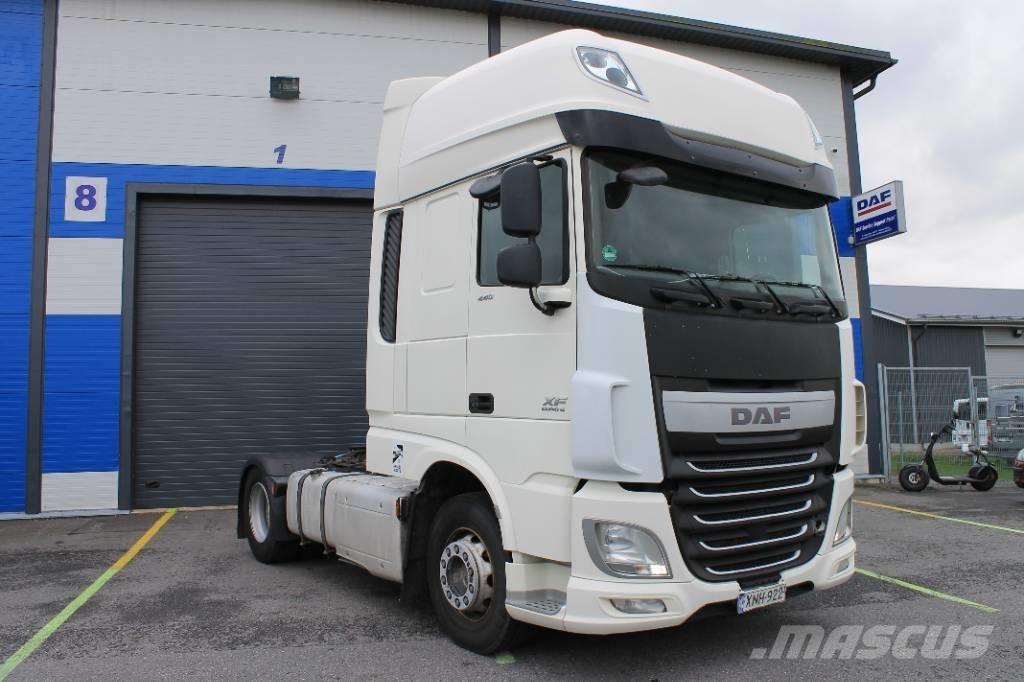 DAF XF 440 트랙터 유닛
