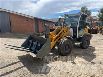 Liebherr L 504 미니 로더