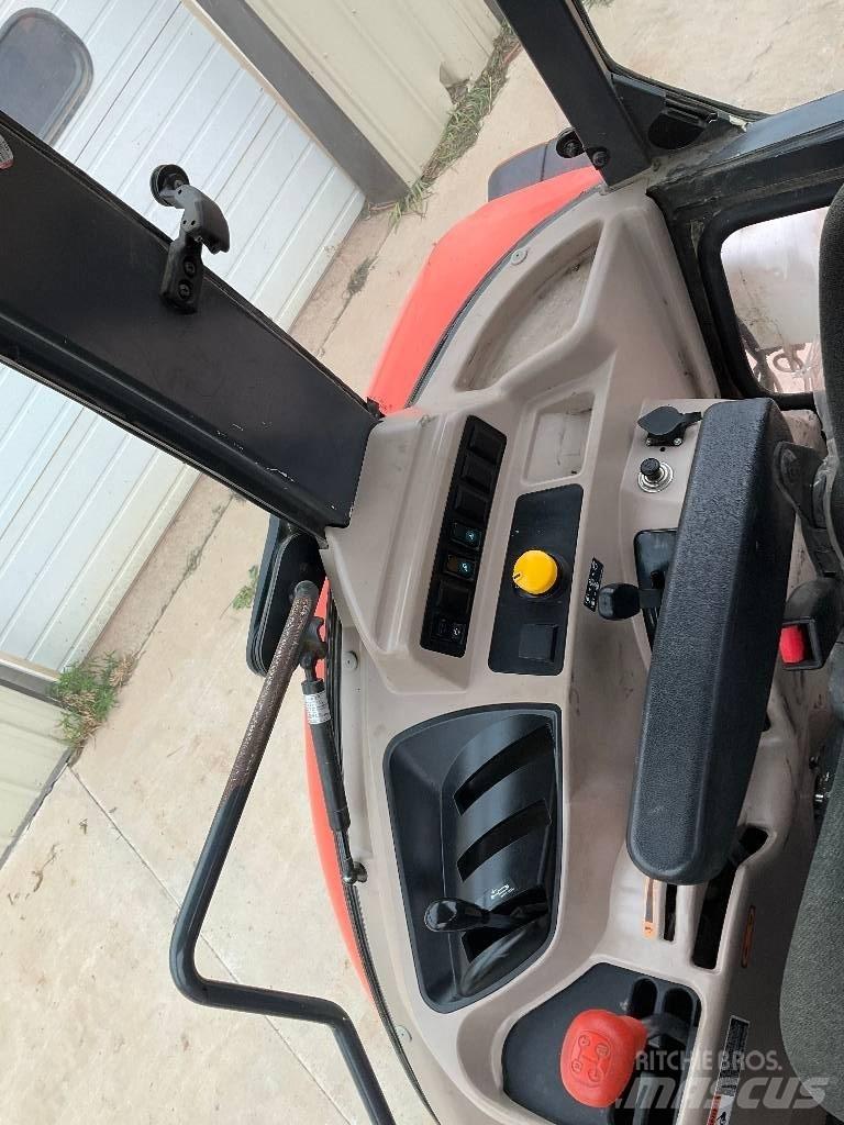 Kubota M 7060 트랙터