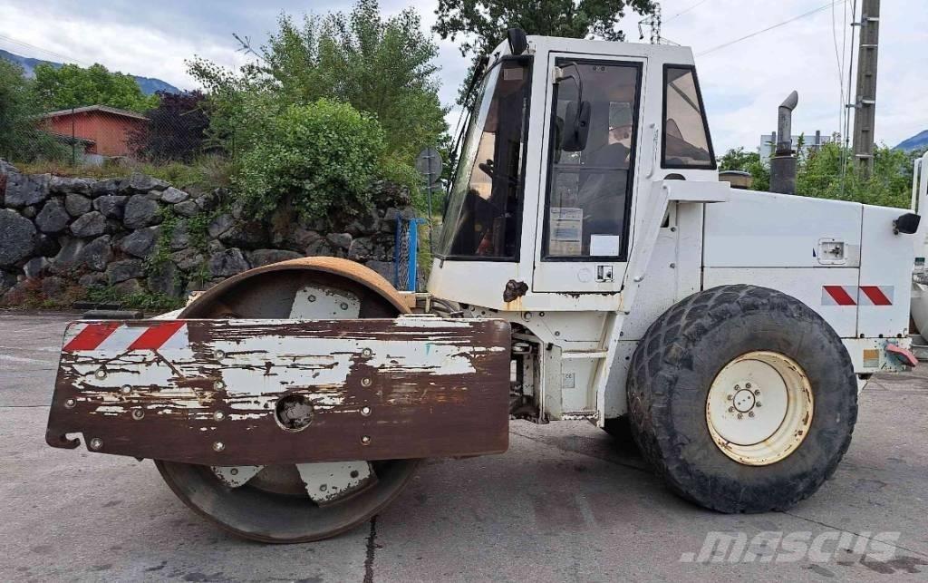 CAT CS583 C 싱글 드럼 롤러