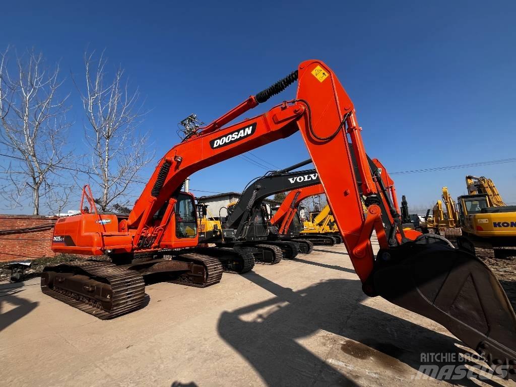 Doosan DH 225 LC-7 대형 굴삭기 29톤 이상