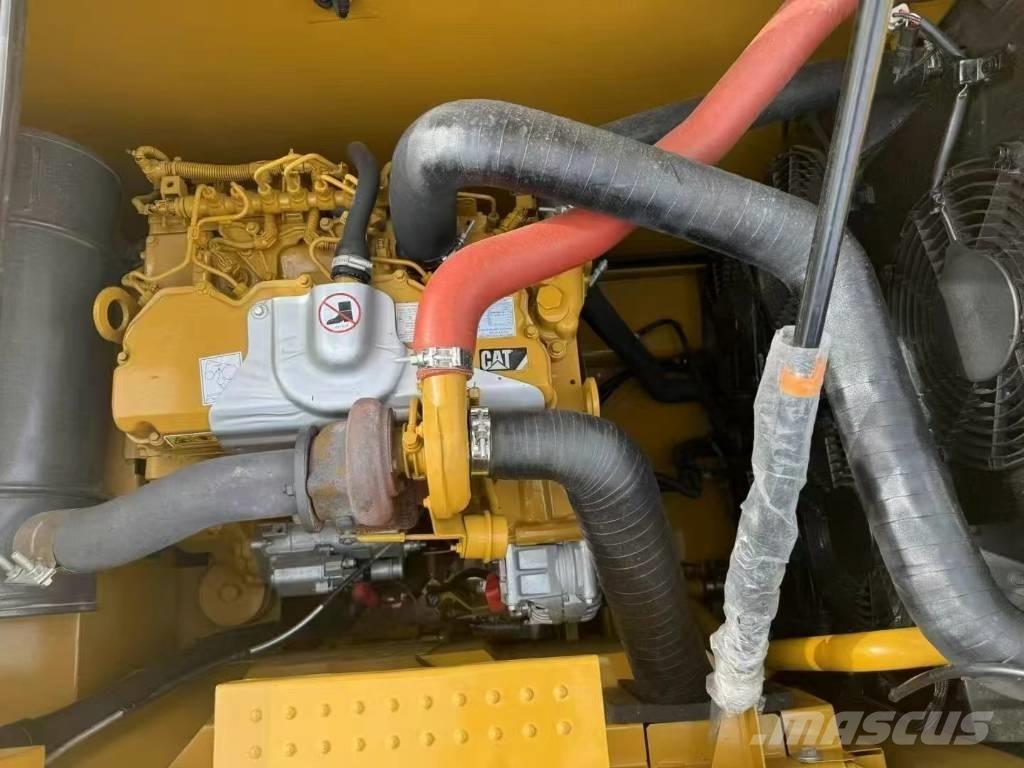 CAT 320GC 대형 굴삭기 29톤 이상