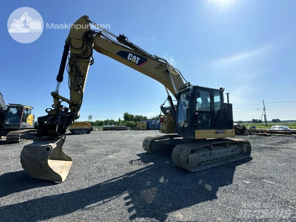 CAT 325 FL CR 대형 굴삭기 29톤 이상