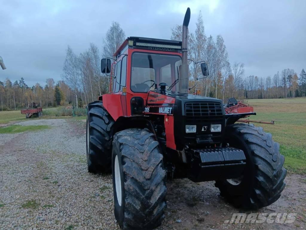 Valmet 2105 트랙터