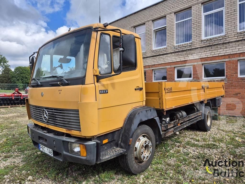 Mercedes-Benz 1117 덤프 트럭