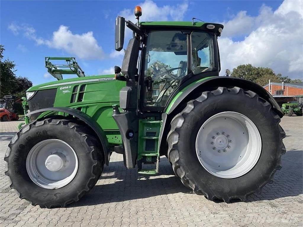 John Deere 6250R 트랙터