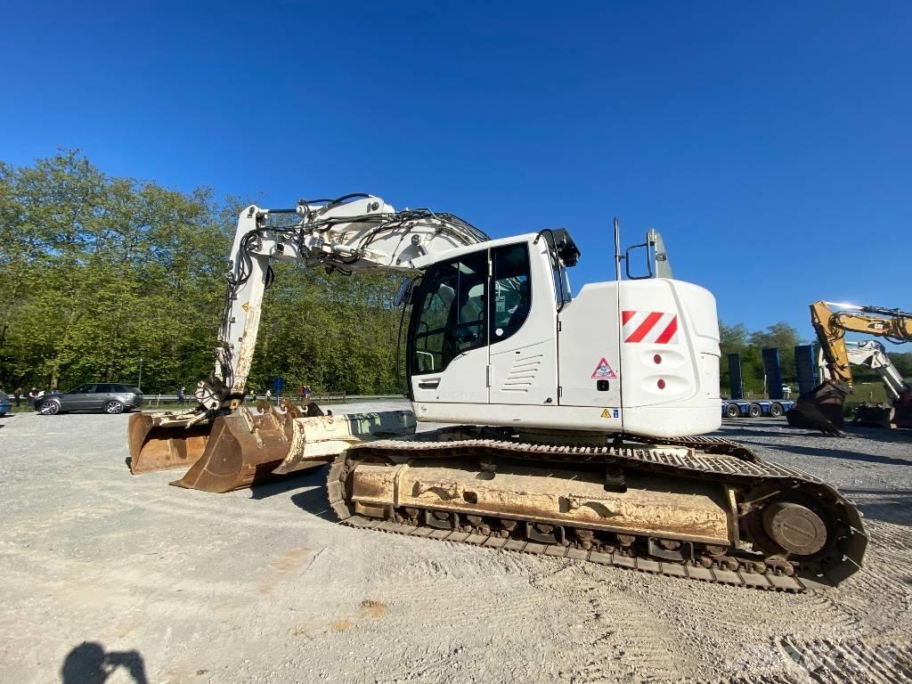 Liebherr R 926 대형 굴삭기 29톤 이상