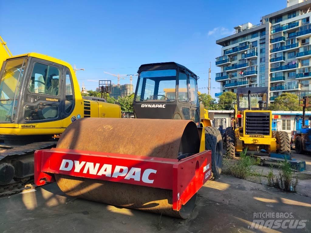 Dynapac CA 251 D 싱글 드럼 롤러