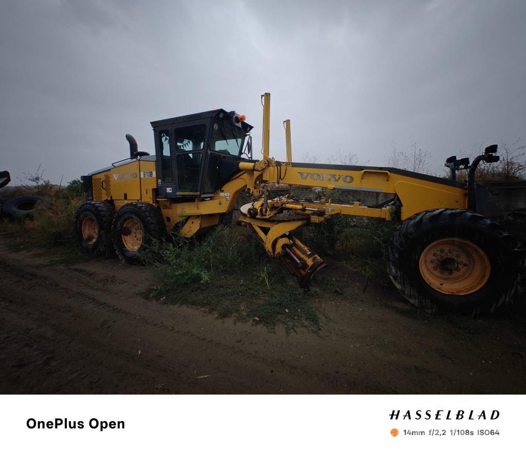  Greder Volvo G710  브레이크
