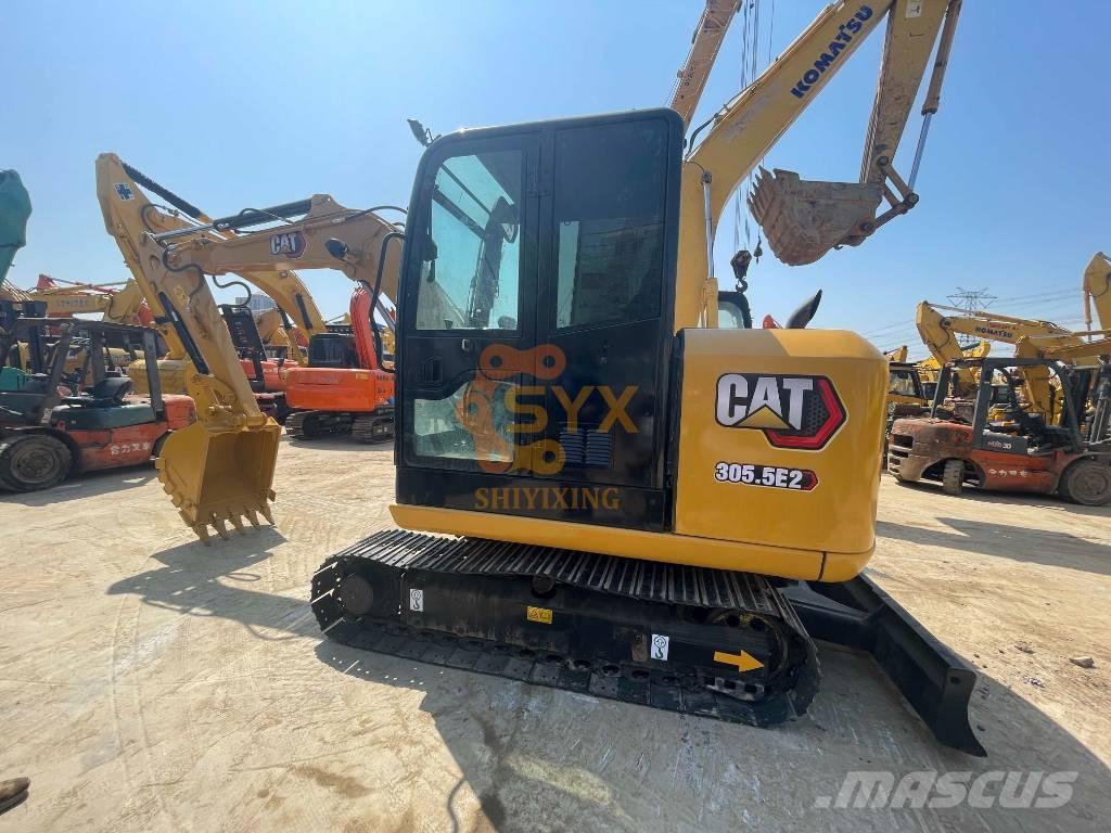 CAT 305.5 E 2 대형 굴삭기 29톤 이상