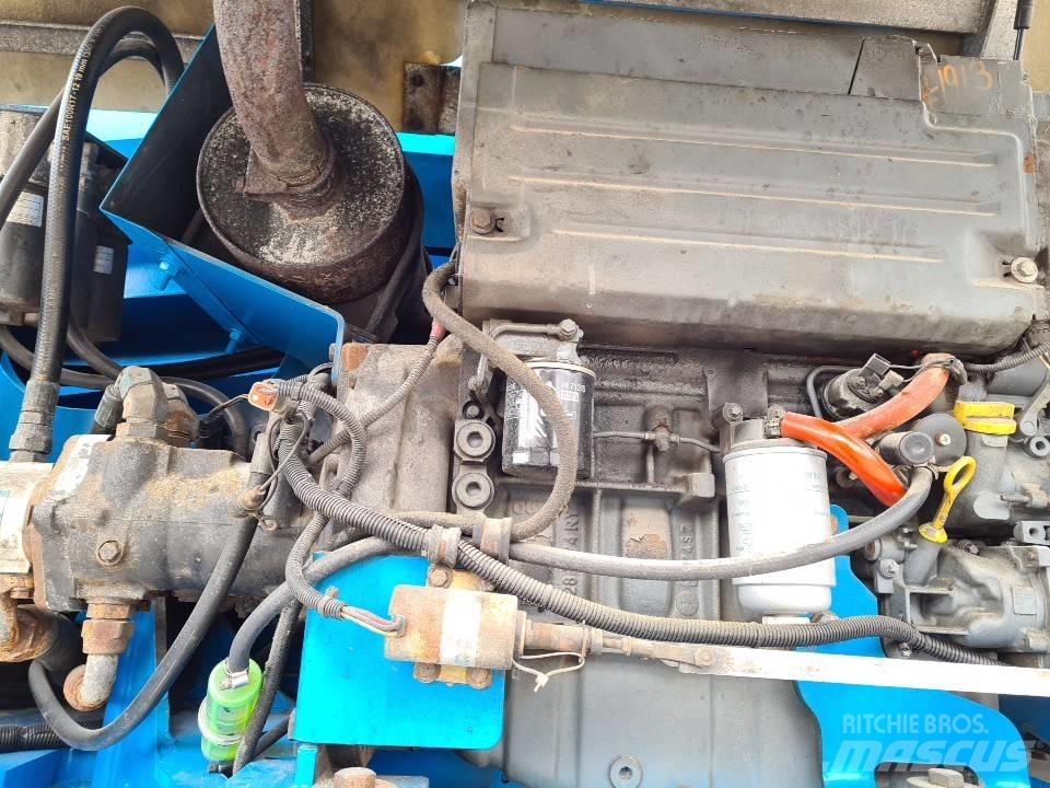 Genie S125 4WD 견인식 전동이동 리프트