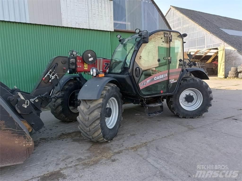 CASE 742 Farmlift 텔러 핸들러