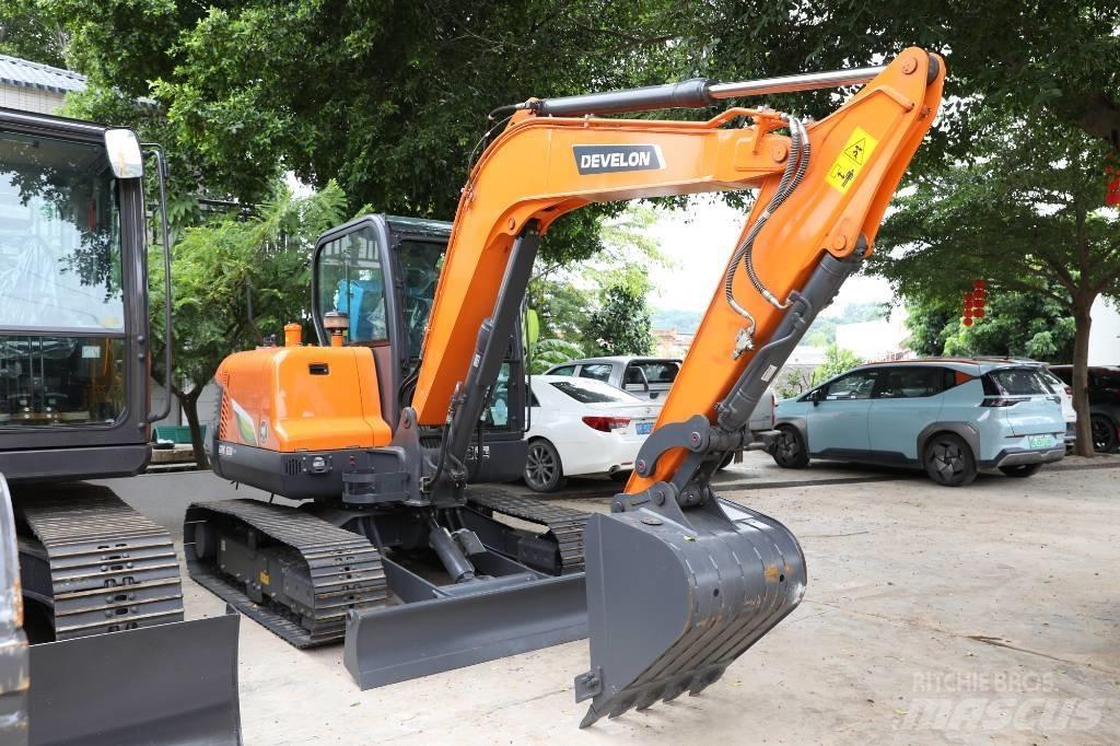 Doosan DX 60-10 소형 굴삭기 7톤 미만