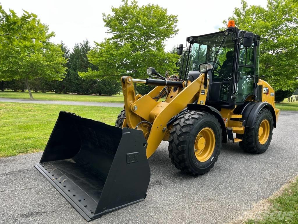 CAT 908M  휠로우더