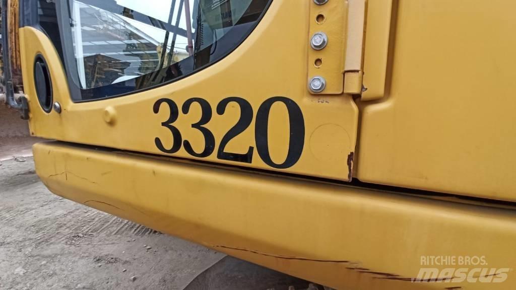 Komatsu PC240NLC-8 대형 굴삭기 29톤 이상