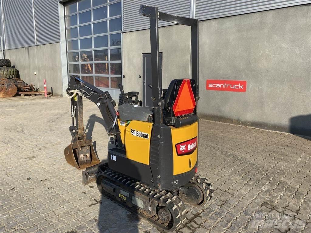 Bobcat E10  휠 굴삭기