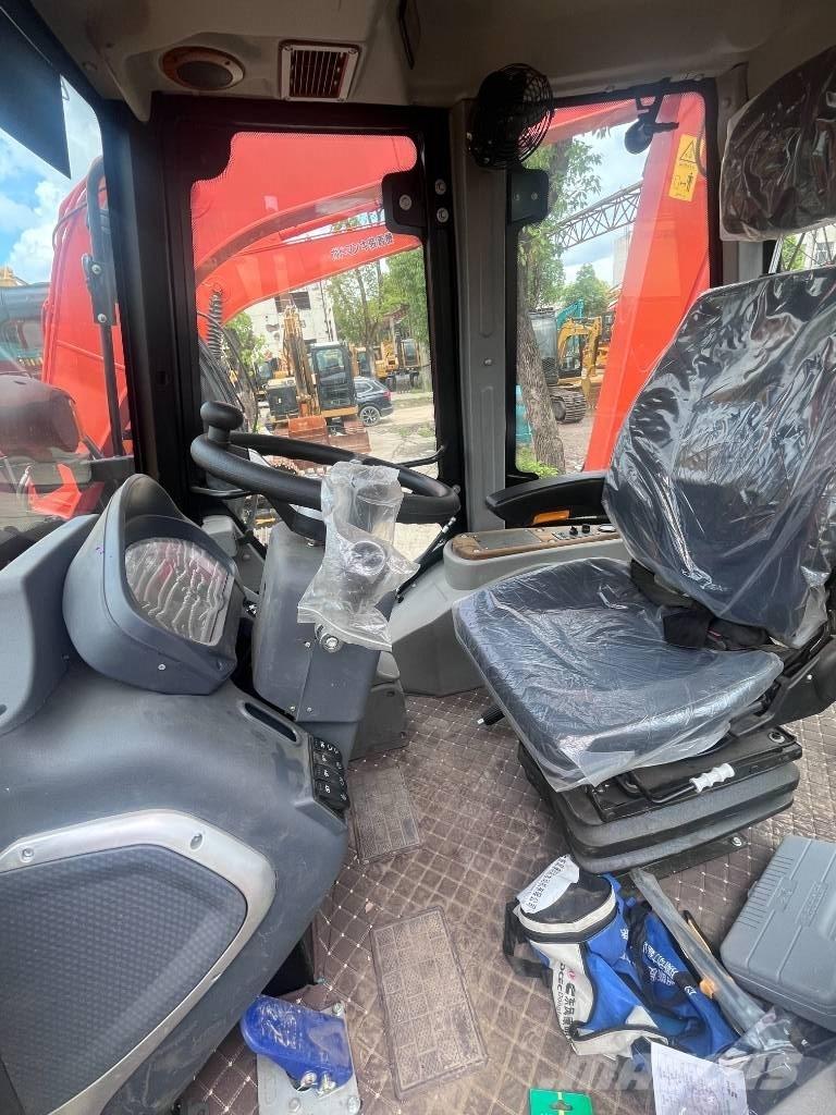 CAT 420 F 백호로더