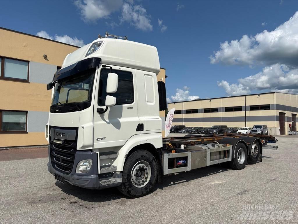DAF CF 530 6x2 + BDF 컨테이너 트럭