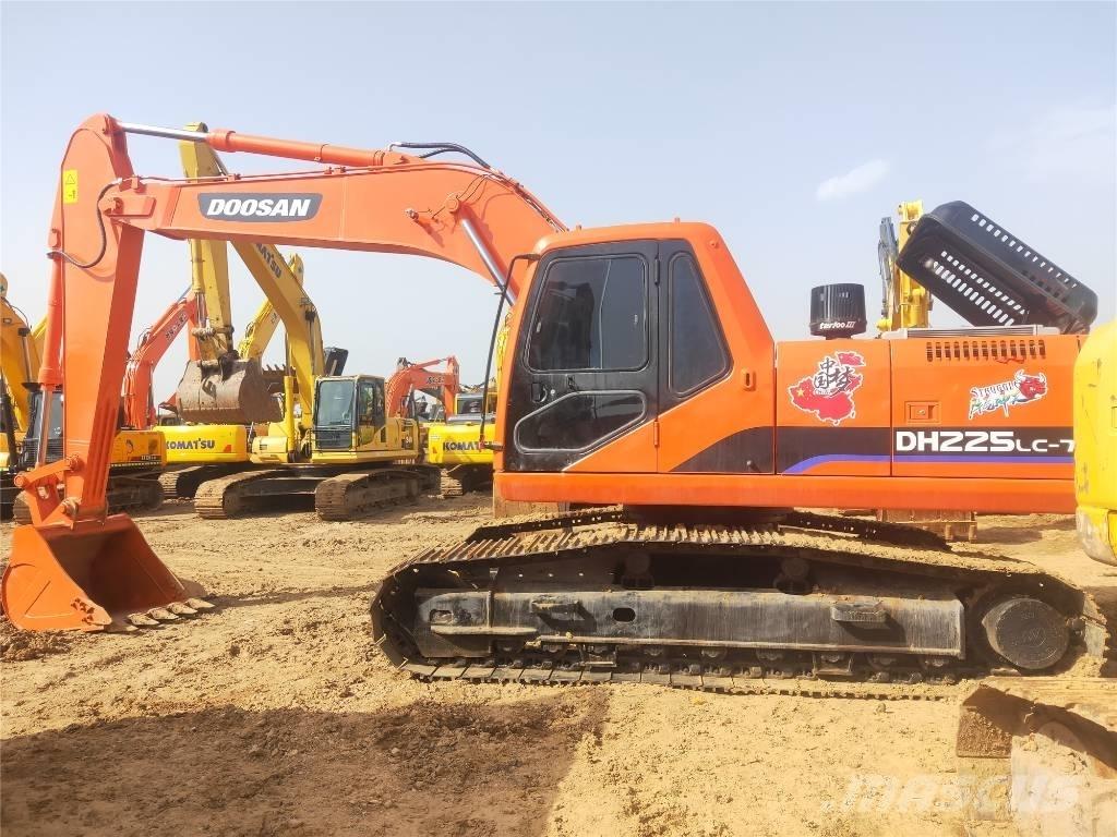 Doosan DH225LC-7 대형 굴삭기 29톤 이상