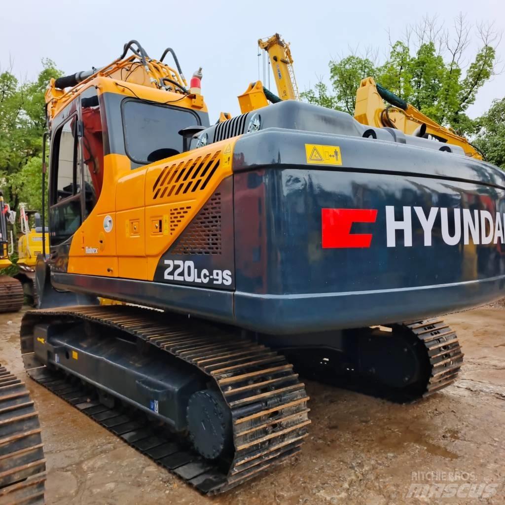Hyundai 220lc-9s 대형 굴삭기 29톤 이상
