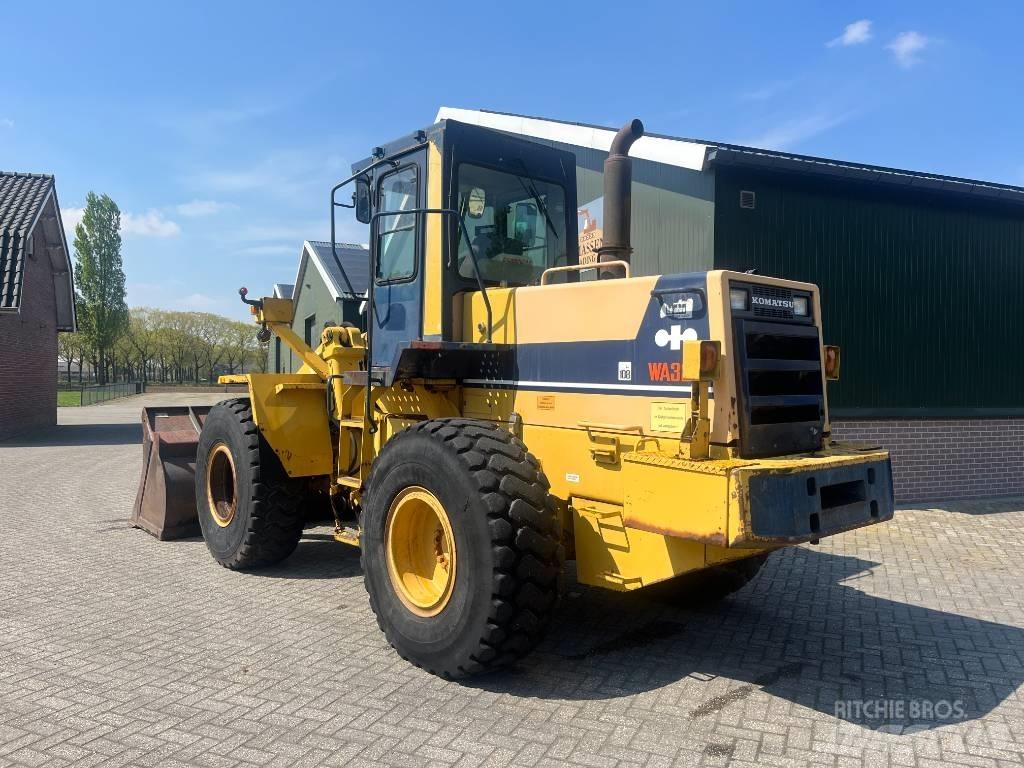 Komatsu WA 320-1  휠로우더