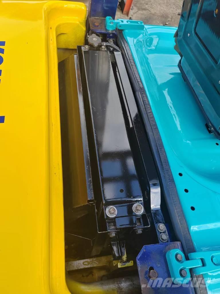 Komatsu 2.5t 디젤 지게차