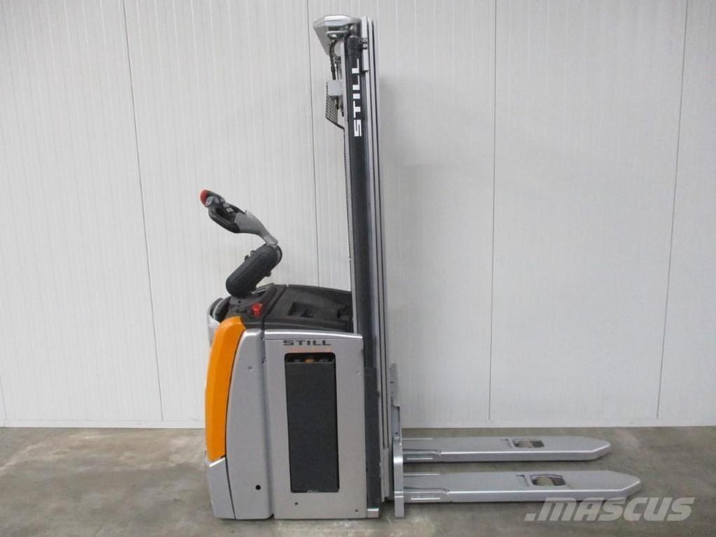 Still EXV SF14 로우 리프터(승강대 포함)