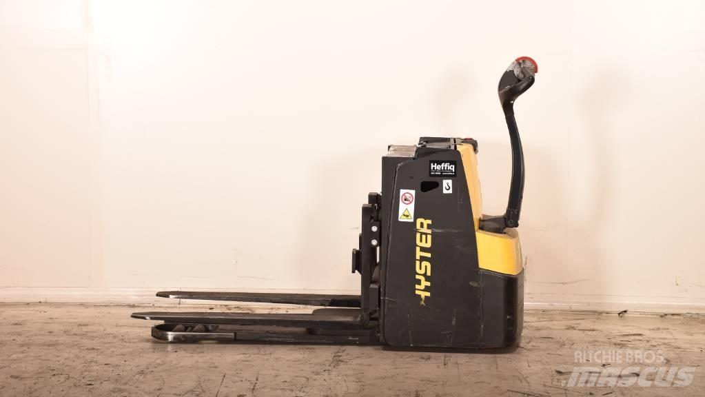 Hyster S2.4HBE 경량 리프터