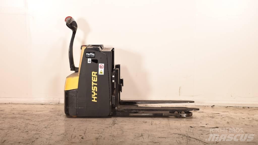 Hyster S2.4HBE 경량 리프터