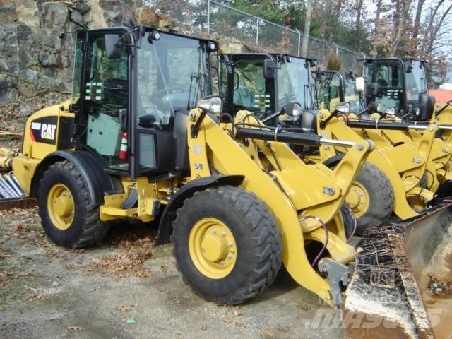 CAT 906 M  휠로우더