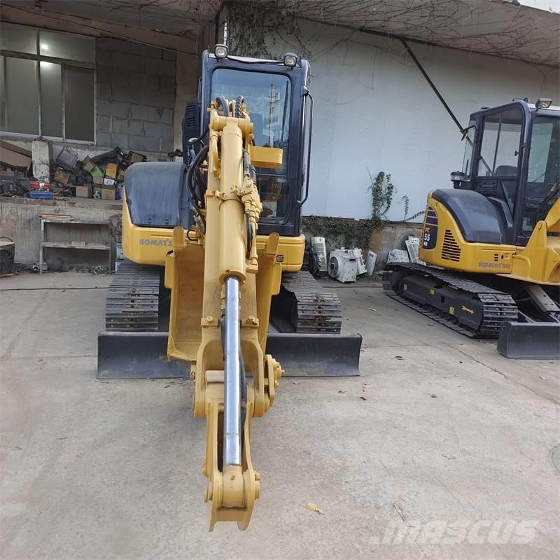 Komatsu PC 40 소형 굴삭기 7톤 미만