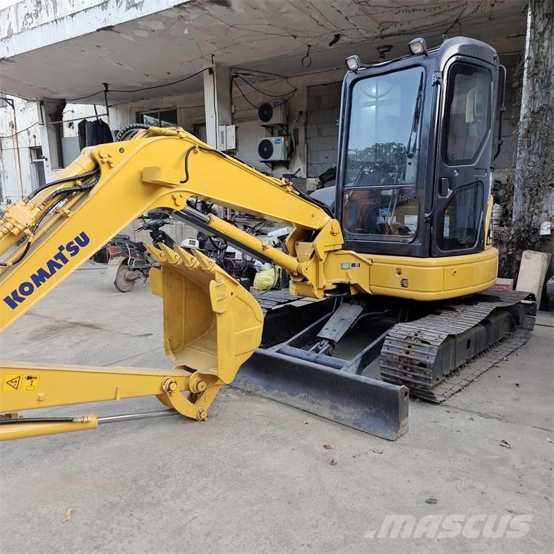 Komatsu PC 40 소형 굴삭기 7톤 미만