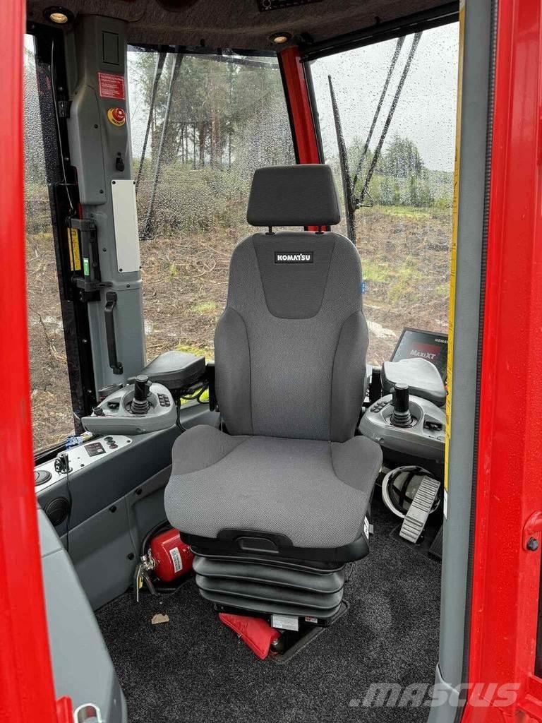 Komatsu 875 원목 포워더